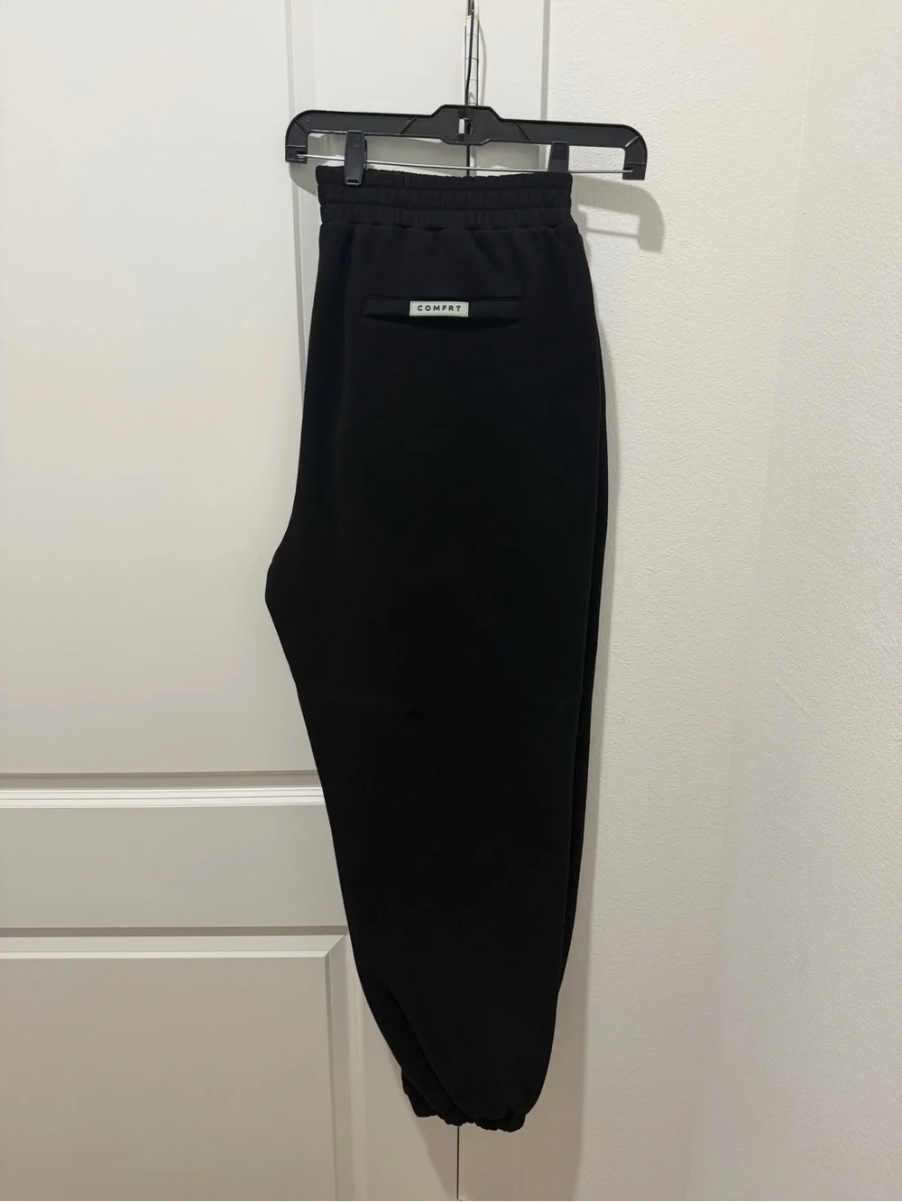 Comfrt Signature Sweatpants in Onyx